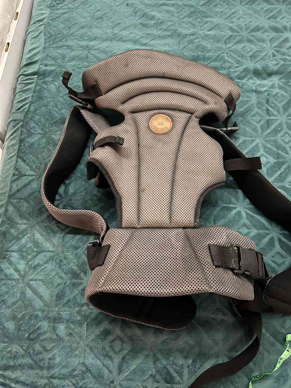 غرفة طفل للبيع كامله 120 الف مع دوشك طبي ضغط عالي بعده بالجيس هو وفرشة طفل هدية جرباية نظيفه وكلشي مبيها وبيها هزاز وكنتور بيه نقص رجل ويدات للمجر وغيره كلشي مبي والسعر قفلل بدون عملة رجاءا بالسوك بس الكاروك ١٦٠و ازغر من هذا  .محمل طفل12 و بيبي نيس دائري مع ملحقاته 13ديباج طبي الحجم الكبير توصاه هذا مو العادي. و تعلاكة العاب سرير 15 بالكارتون جديد وهزاز رصاصي شغال كلشي مبي اريدة30 وكرسي سيارة ماركة جوي المعروفه اخذته ١٥٠والله واريدة ٤٠يجنن وحجم جبير يكفي لحد عمر سبع سنوات كل الغراض نظيفات يحتاجن فقط غسل لان ظامتهن بالمخزن


**إذا كنت صاحب هذا الإعلان وتريد حذفه لأي سبب، رجاءا أرسل رسالة إلى الدعم الفني**