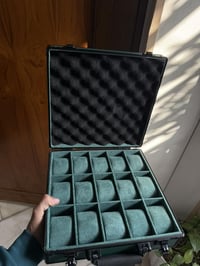 جنطة ساعات • تحمل ١٥ ساعة • توصيل جنوب