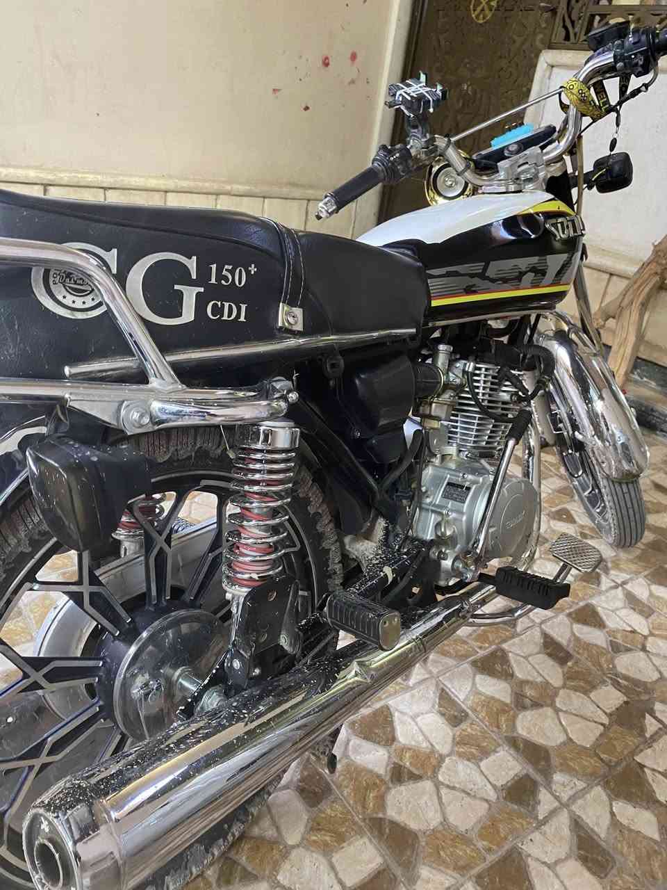 السلام عليكم ماطور للبيع
2024 مرتب احسن من الصوره ومفول شلعه ومعدل محرك سبانه ممحطوطه عليه السعر650 رقم ***********￼
