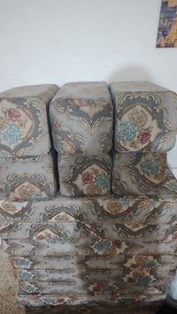 اغراض مستعمله للبيع للاستفسار مراسله ع رقم 07836681608