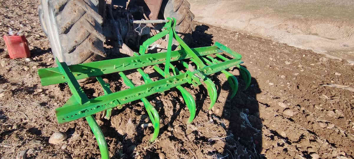 للبیع خرماشە شفت حجم 11 جاهز عل شغل سعري 500الف مجال مکان بردارش رقم موبەیل *********** اسیا ***********
شراي خابرني
