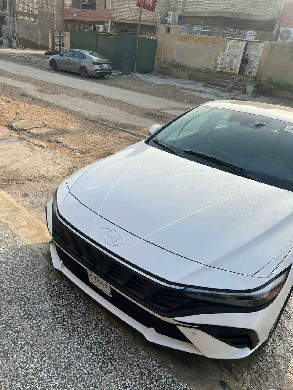 سلام عليكم ورحمة الانترا واحد على واحد فول مواصفات سياره خير من الله باقي التفاصيل يم صاحب الرقم وبالعافيه على الي يشوف خيرها.  واني مكلف بالنشر ***********
