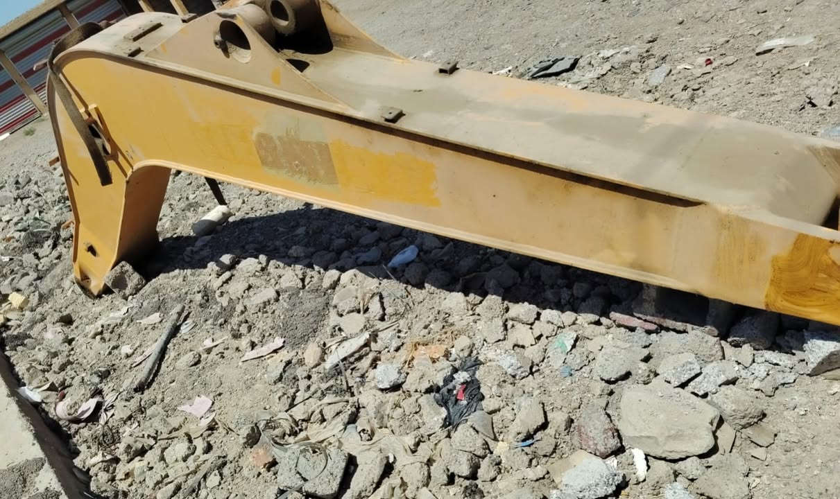 جب حفاره البهير حجم 900 موديل 2000... سعر 13ورقه.بيع مستعجل.عنوان بغداد. ***********
