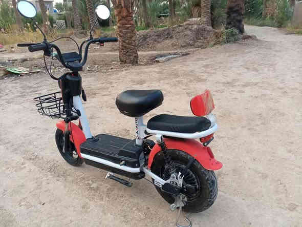 باسكل شحن للبيع 4بطاريات جديد مكان حله نيل السعر 200وبي مجال بسيط *********** /مكلف بالنشر
