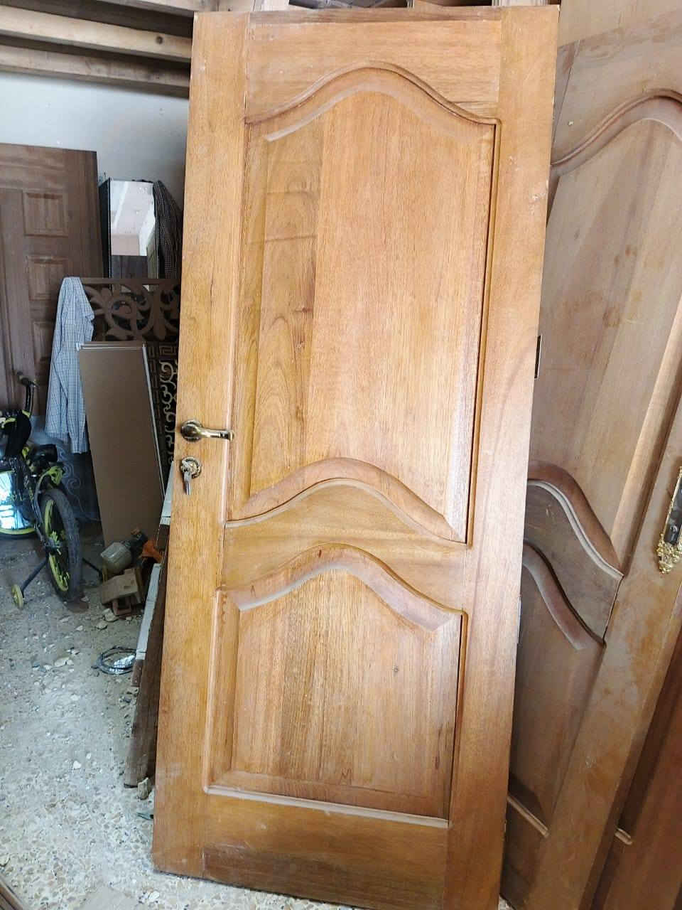 باب جاوي تعباه ثقيل جداً 10 ابواب سعر الباب 200 الف ماليزي
***********
