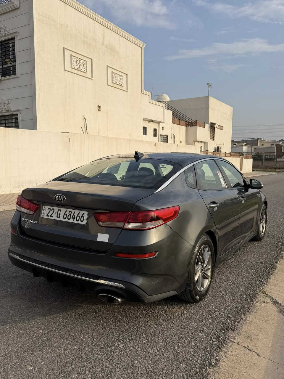سلام عليكم البيع أو مراوس 
كيا أوبتما 
موديل 2020
ماشيه 86
صبغ بيها قطعتين  جاملغ خلفي وقبق صندوك 
رقم وسنويه جديده بشرط تحويل 
مواصفات معروفه 
رادارات امامي وجانبي 
مكان سياره أربيل 
تفاصيل اكثر 
***********
