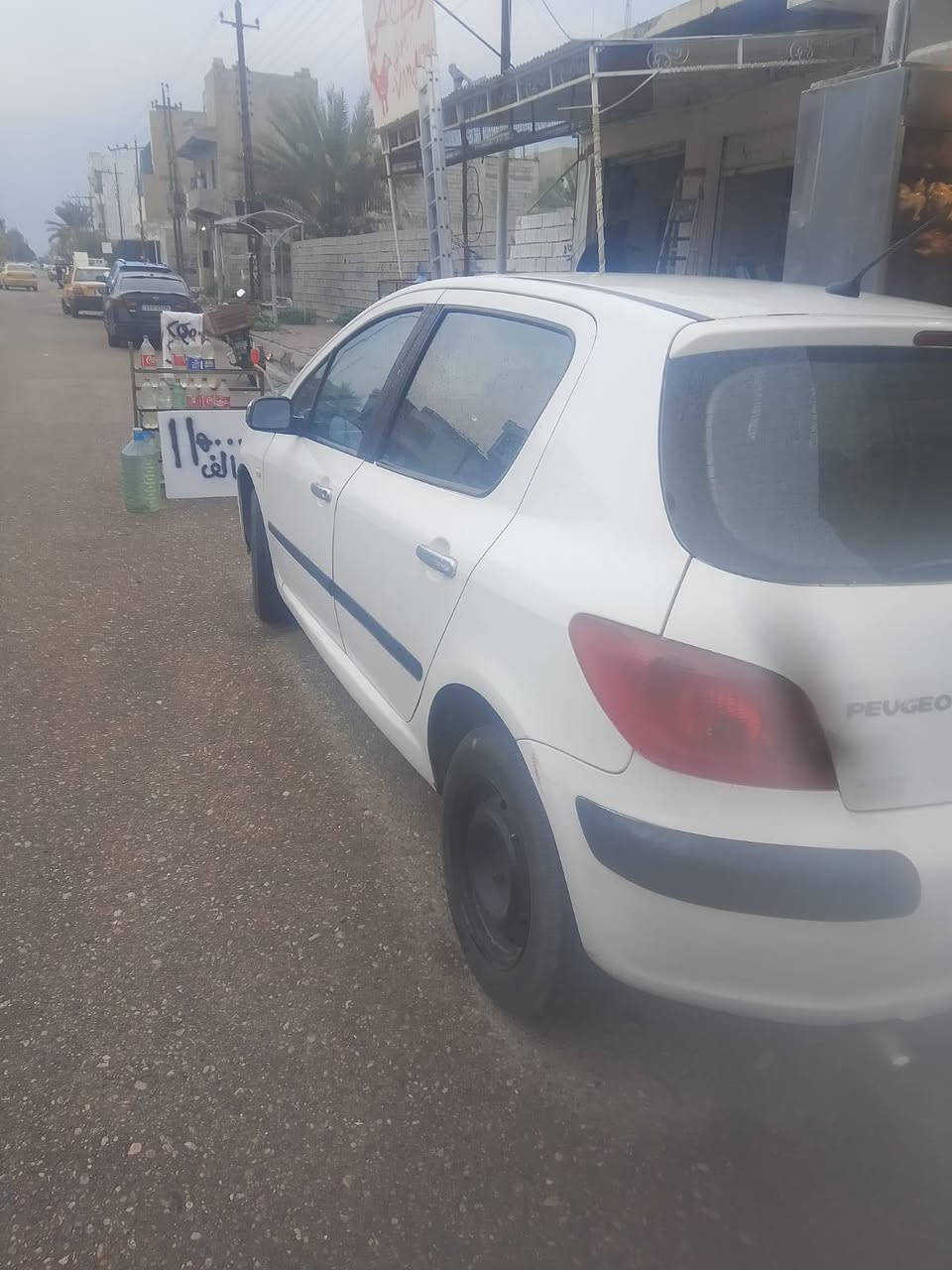 السلام عليكم بيجو حجم 307 لون ابيض مصبوغ حزام جماليه كير محرك تبريت بل شرط سنويه كركوك شرط تحويل سعر 45 ورقه وبي مجال ***********
