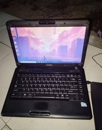 توشيبا • لابتوب • للبيع