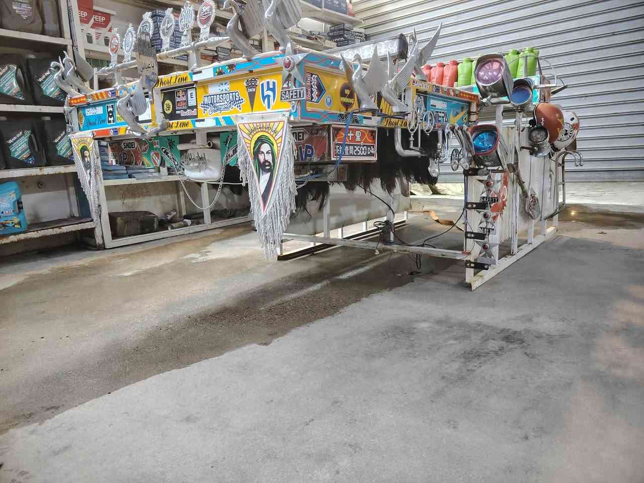 محجر للبيع هوه وغراضه كامل مكاني شاميه***********
