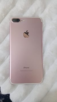 ايفون سفن بلاص ذاكرته 128مفتوح تخطي لبيع 07721788386