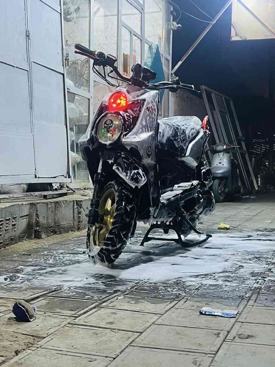 سكنس جبلي للبيع ***********
