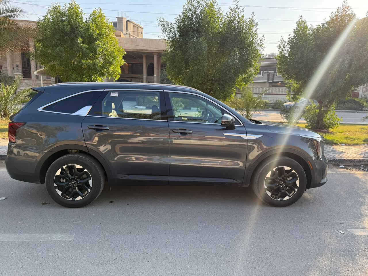 انسب 
سورنتو2024

الشكل الجديد
رقم اربيل الجديد فحص وهزه جديده 
باسمي تحويل ثاني يوم 
محرك 2500
7 راكب 
ماشيه 21 
بصمه 
كشنات جلد 
كشن كهرباء 
كشنات امامي هيتر 
رادارات 360 درجه 
تبريد قطعتين 
الكشنات الوسط قلاب كهرباء
ويل كب اسود بلاد 
شاحن واير ليس 
شاشه كبيره متصل 
تحكم التبريد بيانو لمس 
السياره نظيفه وجديده بمعنى الكلمه 
بجم وخلف كبس 
حادث السياره كلش خفيف بدون دواخل فقط نص باب سايق ونص جاملغ 
اوبالعافيه على الي ياخذها 
مكانها بغداد

السعر رقم 1 رد تلقائي

***********
