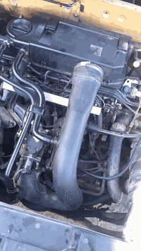 سياره سمند حلوه كامله نقص بس مكينه تجفيد واني امشي طلع صوت ابيع ع صوته شراي يجفت يبدل مكينه بعد بكيفه  للبيع السعر  ٣٠ وبيه مجال سياره نعمه  هاي رقمي ممكن نصيحه هم عادي العده مكينه هم اشتري ***********
