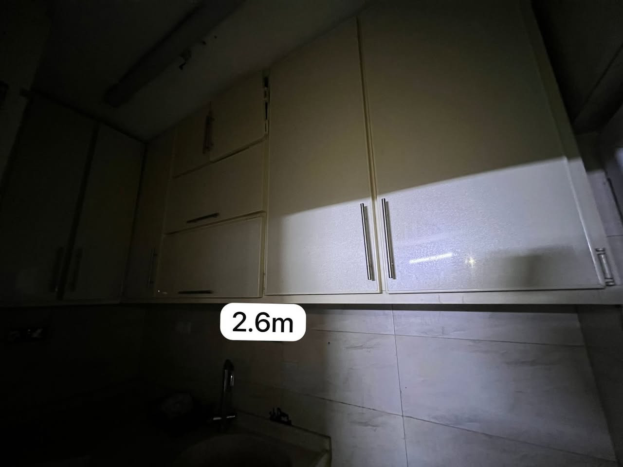 كاونتر المليوم وسنك مرمر نضيف السعر مناسب عنوان بغداد المشتل  الي يريدة يدخل خاص يراسل  لو يتصل علا هاذ الرقم  ***********  بي وتساب
