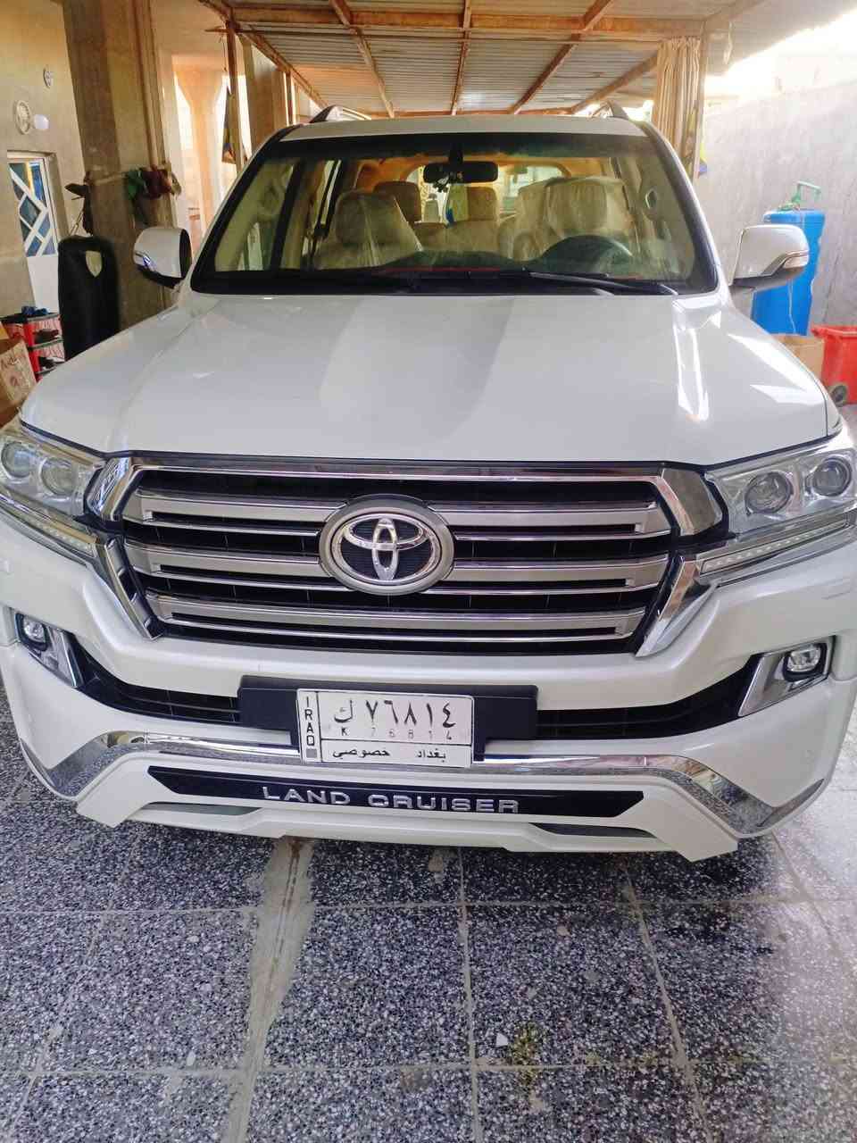 لاندكروز 2017 كفاله عامه رقم بغداد ابريم اصل سعر 490 وبيه حك الجيه رقم ***********
