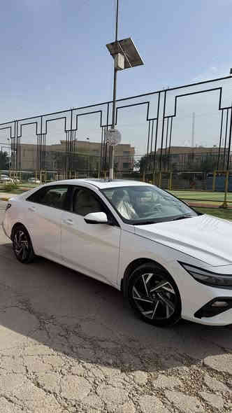 السلام عليكم
النترا خليجي فول مواصفات 1/1
ماشية 37 ألف فقط

فتحة سقف
كامرة خلفية
حساسات أمامي وخلفي
شاشة أندرويد
تشغيل عن بعد
بصمة تشغيل + بصمة أبواب
ترحيب
مصابيح LED
إطارات حجم 17
ويل كب + سير خامس
محرك 2000
أربع وضعيات سياقة
تحكم ستيرن مهنتين
مثبت سرعة
أوامر صوتية

أرضية مغلفها جلد والسيارة باسمي، تحويل ثاني يوم
الرقم بغداد

للاستفسار واتس / اتصال: ***********
