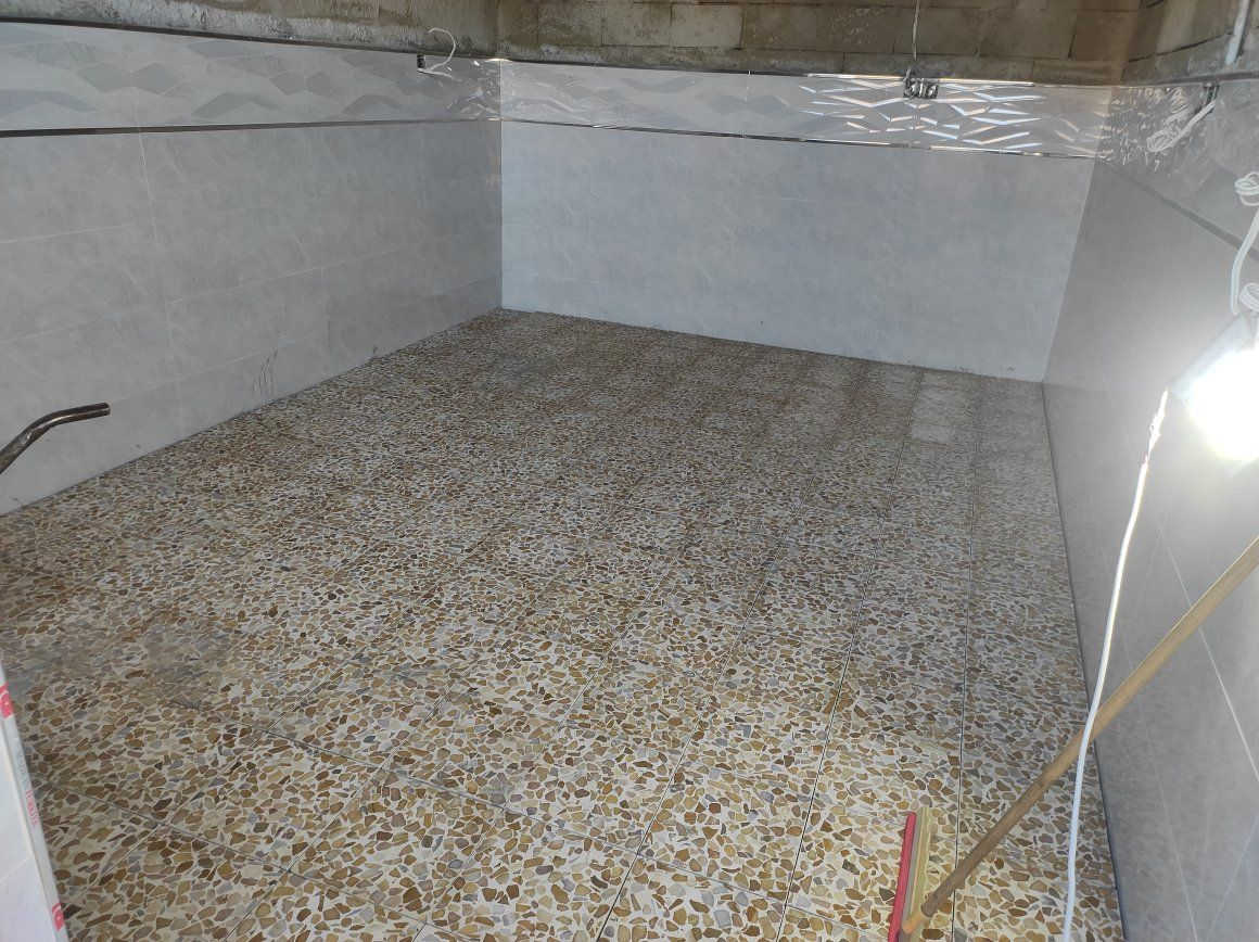 السلام عليكم
اسطه  سيراميك جدران ارضيات كاشي بايات درج  بورسلين  متفرغ حاليا بي واتساب*********** اسعاري مناسبه
