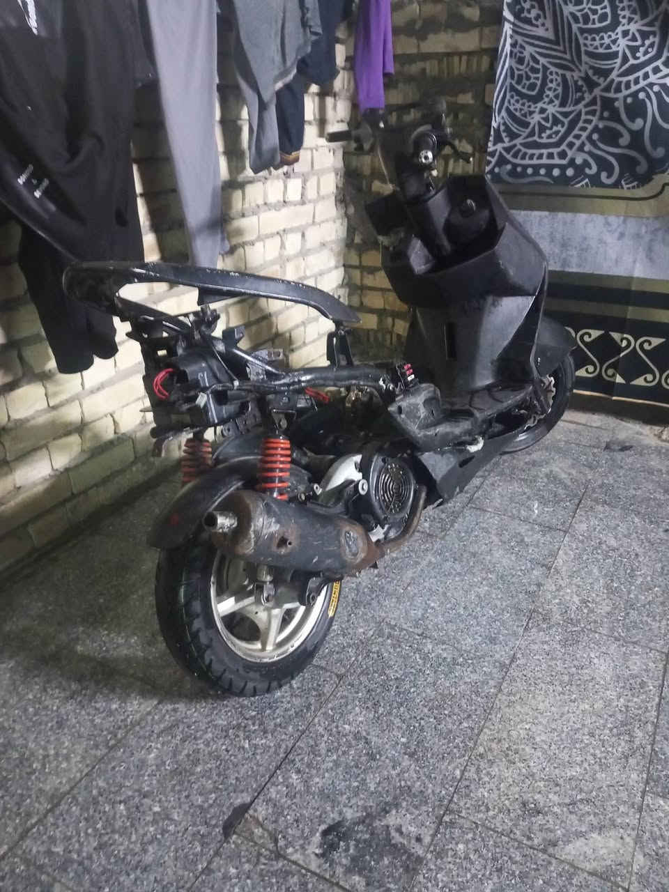 سلام عليكم فحل للبيع مكينة حلوة نكرة بس باتري هبط و كابريتر وصخ جبتلهة كابريتر شلعة تخبل 225 بيهة فلنجة وصالنصة و قبضات رياضي بغداد عبيدي ***********
