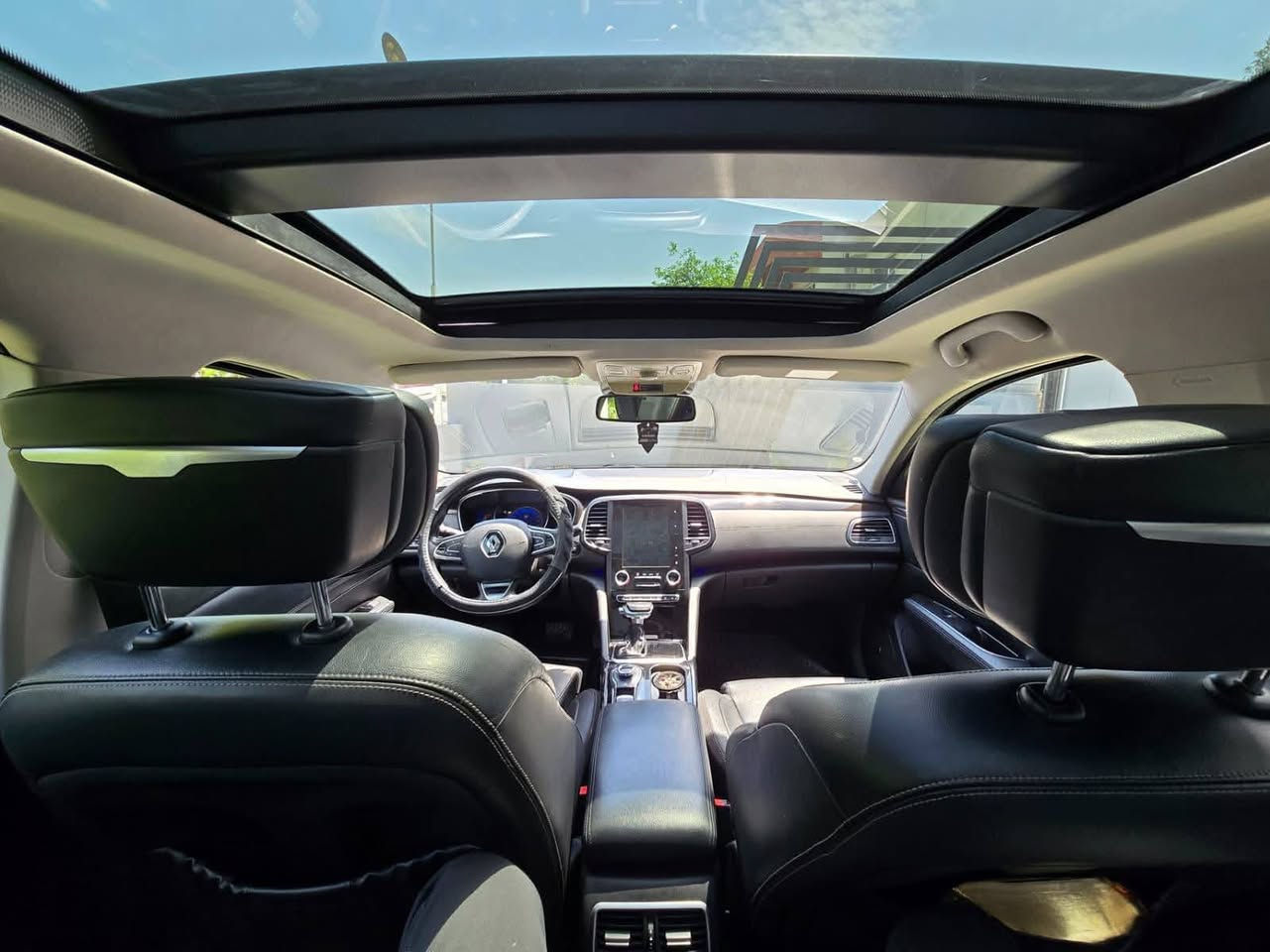 ‏🧿🇫🇷رينو تاليسمان 2018  🇫🇷🧿 كلين 

سعر :135💣🔥🧿

رقم موبایل ***********

محرك / 4 سلندر 1600/ توربو

المواصفات   : فول مواصفات
-کشن اماميه كهرباء+تدفه وتبريد ❄️
-كشنات خلفيه تدفه+ كشات جلد
-حساس (امام٫خلفي 360درجه )
-سقف بانوراما سلايد 
-بصمة تشغيل
-اربع بواب بصمه
-تبريد مناخين
-سماعات bose 🔊
-فول تحكمات ستيرن
-خمس انظمه قياده ; eco,sport,comfort,netural
-مراقبة النقطة العمياء 
-رادار امامي 
-نظام تنظيم مسار الطريق
-تبريد قطعتين
-دخول بدون مفتاح
-لد اماني + لد خلفي
-لايتات زينون عالي ناصي
-كشافات امامي 
-نطام تركشن مانع الانزلاق
-داتا شوو
-شاشة ايبادحجم كبير  لمس+ ماوس تحكم🖥️
-کشن مساج 3 انظمه
-نظام اوتو بارك 🅿️
-نظام اوتو ستوب 
-كير عادي +اوتو 
-كامره خلفيه
-اشاير بل مري
-اضويه ترحيب
-مري قلاب
-عداد الكتروني ديجتال
-اناره داخليه 5 الوان متغيره
-هاند بريك بصمه
-داخل اسود
-سماعات BOSE
-ويل كب حجم 18 
-طغم تاير 
-صدر امامي خلفي جديد
-نظام توقف ذاتي
-صندوق بصمه أربيل, العراق
