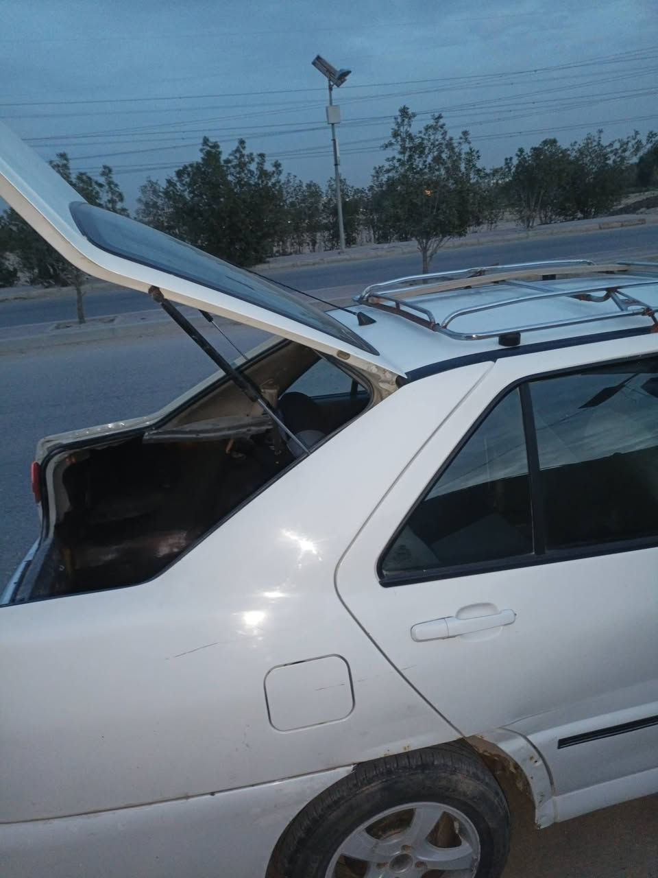 شيري نيو كوين ٢٠١٤ كير عادي 
مكينه كير جدد حداديه توب 
مكفولة من الصبغ 
اربيل الماني وكالة تحويل مضمون
الكوفه ***********
السعر ٤٠ بيه مجال
