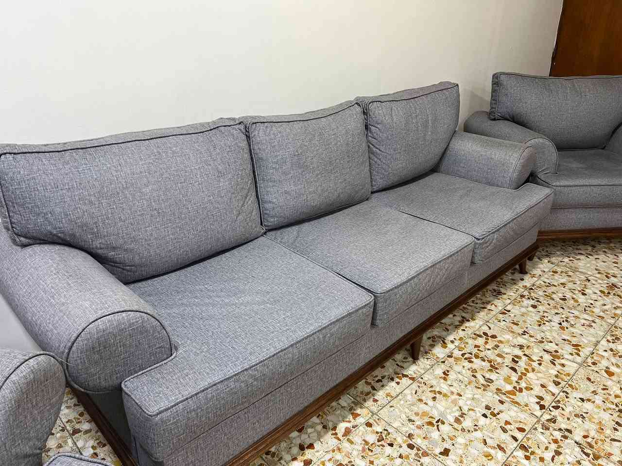 تخم جديد استعمال قليل ونضيف جداً اي ضرر مابي للبيع ٨ مقاعد إسفنج اصلي طبي ١٠٠٪؜مكاني بغداد حي اور


**إذا كنت صاحب هذا الإعلان وتريد حذفه لأي سبب، رجاءا أرسل رسالة إلى الدعم الفني**