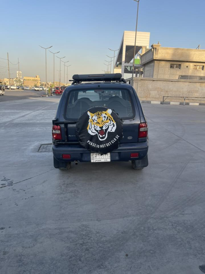 سلام عليكم 
كيا سبورتج موديل 2001 رقم بغداد باسمي محرك 2000 مسكر ابلادي والكير ابلادي   تبريد شغال ثلج سعر السيارة 48 ورقة مكان السيارة بغداد البياع  ***********
