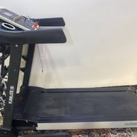 جهاز رياضي مال قاعات يتحمل وزن ١٥٠ دبل ماطور استعمال جداً قليل ٤٢٥ وبي...