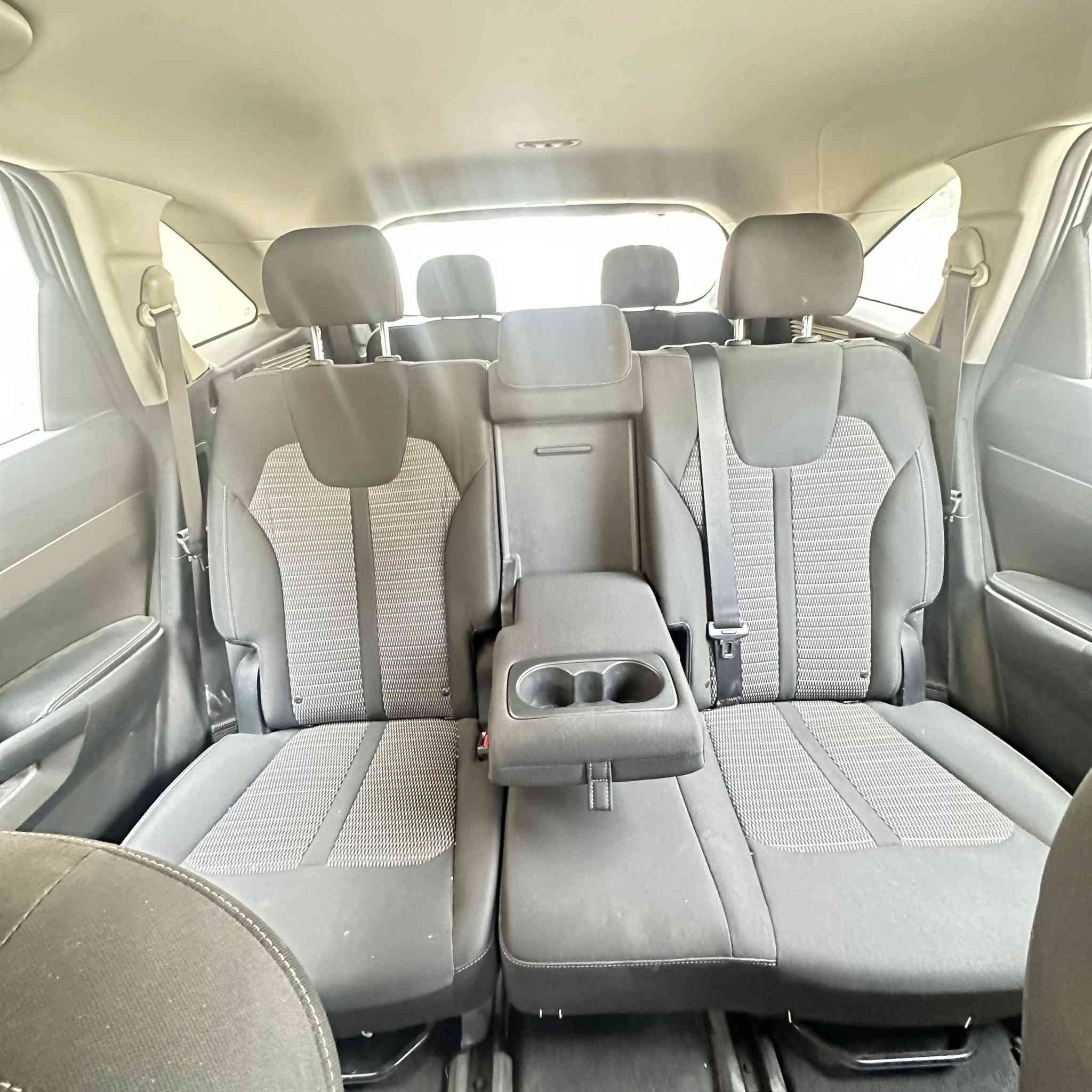 سورنتو 2022 امريكي
رقم بغداد الجديد بسمي
حادثها جنطه فقط صبغ 
الباقي كفالة وبارد بسيط بداية البنيد
 فور ويل AWD
 5وضعيات قيادة
نضام نزول منحدرات 
اوتو ستوب
قياده ذاتيه 
مثبت سرعه
حفاظ على المسار
رادار أمامي 
وبعد مواصفات السورنتو المعروفه
كار بلي واندرويد اوتو  
شاشة كبيرة 
كاميرا دواره
حساسات خلفيه
السياره مسويلها ادامه كامله 
تخم تاير جديد 
سعر السيارة 238
مكان السياره كربلاء
 واتساب ***********
***********
