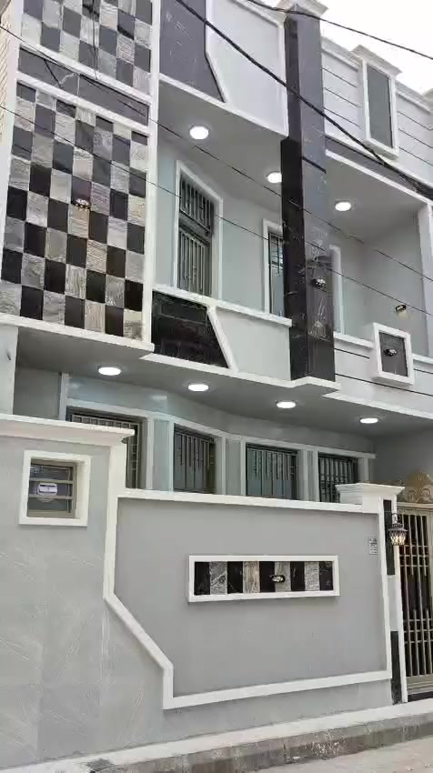 السلام عليكم دار للبيع مساحه 100 متر عنوان كربلاء حي العباس زراعي سنه 25 قرار محكمه صاحب الارض اي استفسار عن الرقم *********** السعر ١٨٥ مليون ***********
