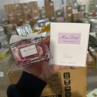 ميس ديور • عطر نسائي • رائحة مبهجة