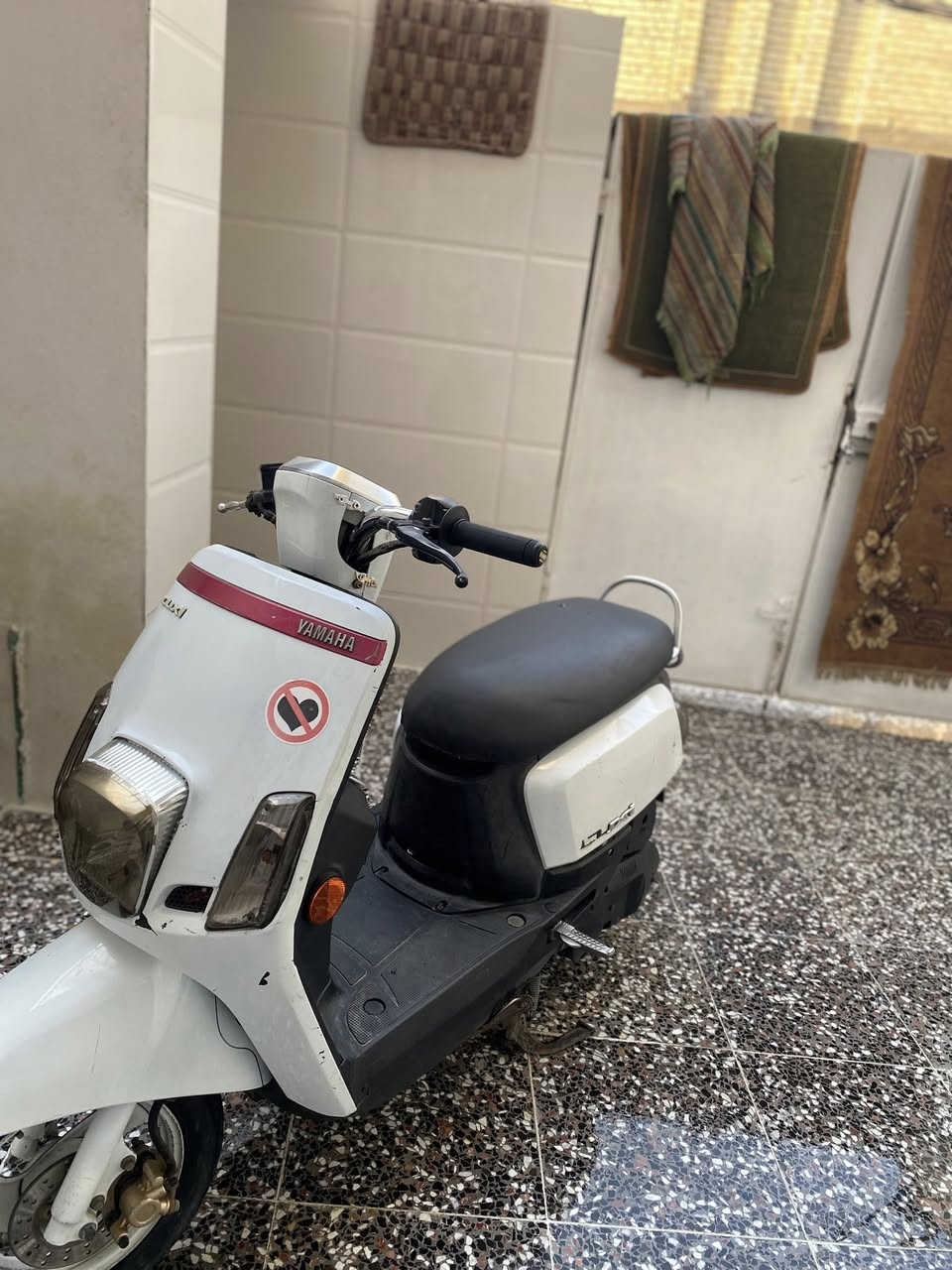 سلام عليكم ورحمة وبركاته 
دراجه ماكس بوليس مسطره ناعمه شلعه معدل 
نظافه 90%
مكاني بغداد الخطيب 
سعره الدراجه 750وبها مجال بسيط
  ***********رقم متواجد واتساب
