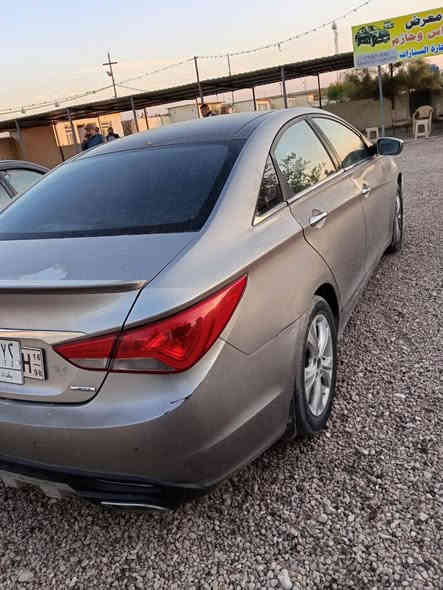 السلام عليكم للبيع أو مراوس
سوناتا 2011 فول مواصفات بانوراما
محرك ٢٤٠٠ دوش ٤ حساسات
بيها ٤ قطع صبغ بدون دواخل السعر ٩٥ 
 للأستفسار *********** واتساب
