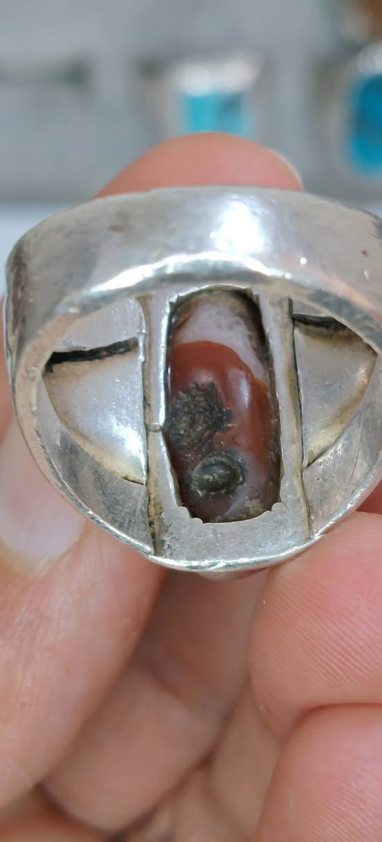 جزع وعقيق يماني كصبه قديمات توصيل لجميع محافظات العراق


**إذا كنت صاحب هذا الإعلان وتريد حذفه لأي سبب، رجاءا أرسل رسالة إلى الدعم الفني**