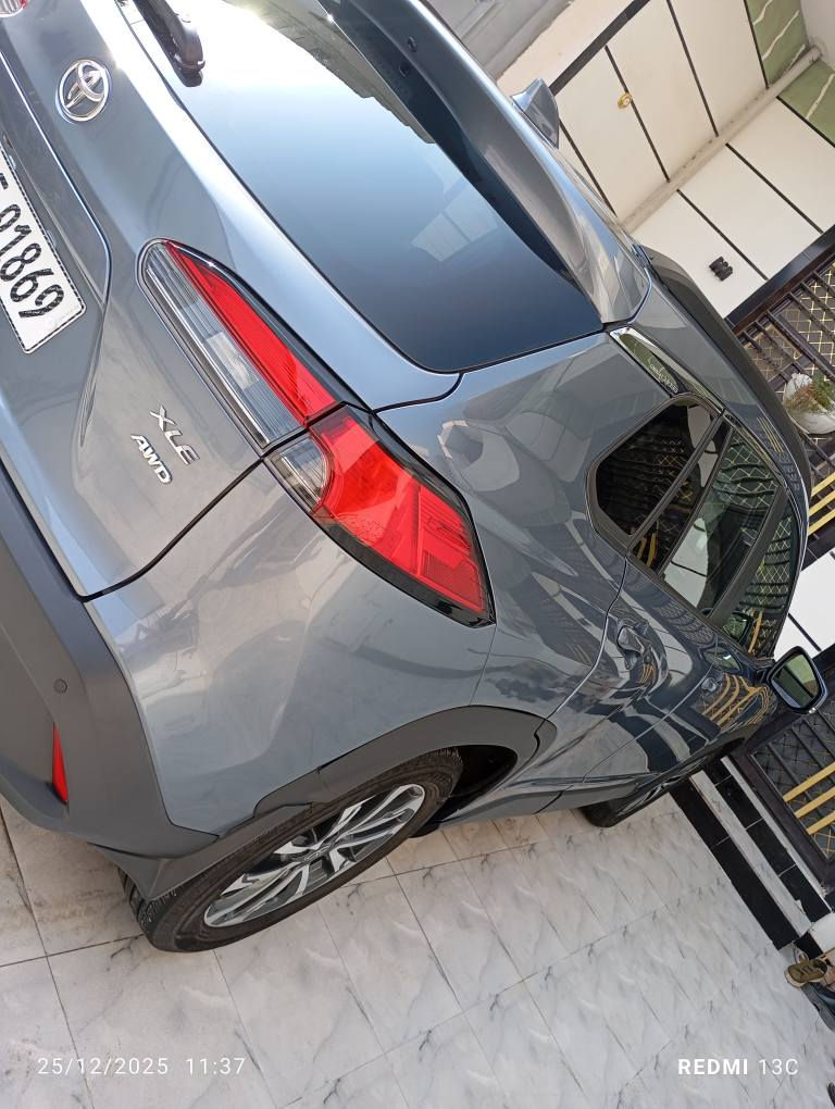 تيوتا كورلا كروز موديل ٢٠٢٣ وارد امريكي رقم بغداد رقم وسنوية وهزه كله جديد بأسمي  السياره كلين  الضرر مالتها جامرلغ وراجع علبارد 
مكفولة كفاله عامه من الصبغ سيارة بانزين فقط مو هايبرد وياباني الاصل مو صيني كير ومكينه وصدر امامي وخلفي كله على وضع الشركه ماشية ١٨٠٠٠مواصفات فول للاخير 
المواصفات 
بصمه واشاير بلمري مري شفط تحكمات ستيرن كشنات جلد تدفئه وتبريد بلكشنات فتحة سقف تبريد لمس كامره خلفيه حساس امامي وخلفي رادارات جانبيه توقف ذاتي امامي وخلفي ويل كب كروم صندوك كهرباء شفط 
السعر ٢١٥وبيها مجال
العنوان ديالى المقداديه 
*********** المقدادية, ديالى
