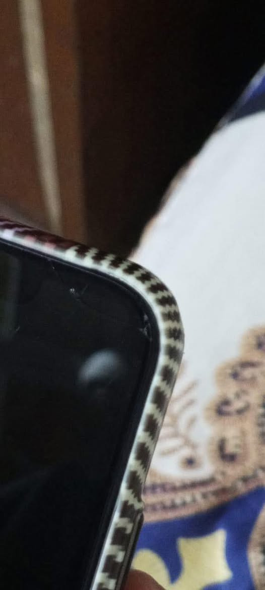 السلام عليكم ايفون اكس ماكس📱
ذاكره64📀
بطاريه100(مبدله أصليه)🔋
تك سيم كارت📞
بصمه وجه شغاله
فقط زلخ بطارف الشاشه📱
والضهر مفطر 🔨
للبيع ب160ألف أو مراوس ب ايفون11عادي بس كون الشاشه مو مبدله للتواصل على الخاص او  واتساب***********
