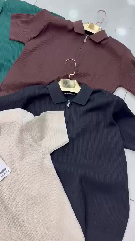 جديد 🔥 تريكو تركي خامه درجه أولى
قياس
 S M L XL XXL
السيري 5 قطع 

الشد 10 قطع لونين ب95 ألف


**إذا كنت صاحب هذا الإعلان وتريد حذفه لأي سبب، رجاءا أرسل رسالة إلى الدعم الفني**