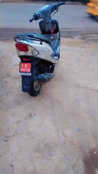 السلام عليكم دراجة للبيع منغولي كفالة عامة مكينة ٤٩ مامفتوحة ملاح دراجة حلوة أوراق موجودة مكاتبة نقص باتري ودشلي سلف فقط غير هذني ماكو شي مكفولة السعر ٥٠٠ وبيهة مجال حك جية المكان بغداد الجديدة للاستفسار ***********
