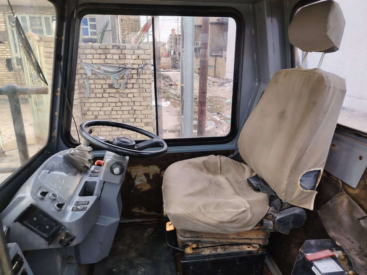 السلام عليكم للبيع حادله دخول جديد 7تاير عريض بنيد فاير كلاس مكينه 4ازوزه جاهزه لشغل لاستفسار ***********3. ***********
