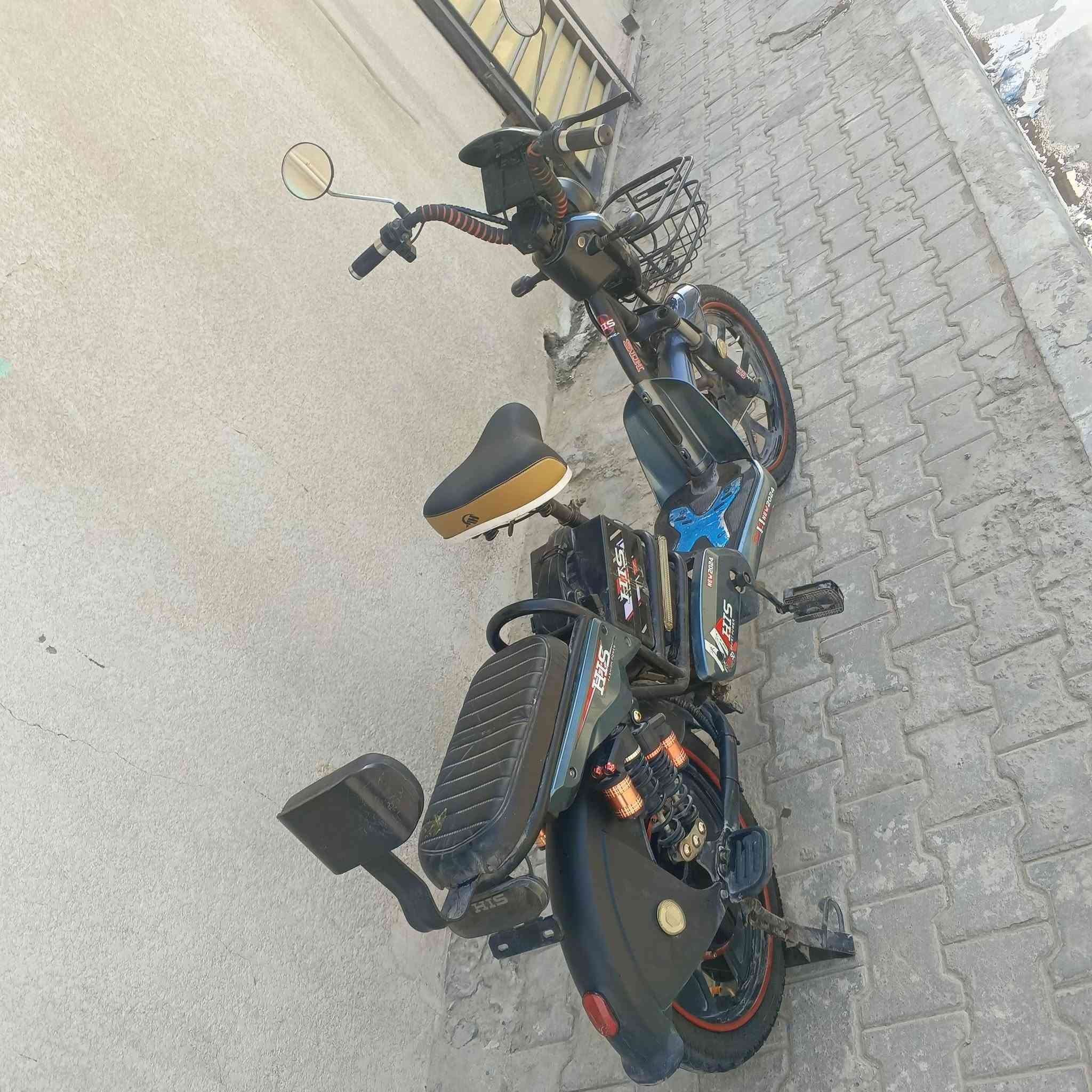 للبيع دراجه شحن موديل 25 نظيف جدا سعر 270 كربلاء ***********حجم 20
