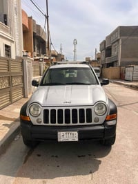 جيب لبرتي ٢٠٠٧ كلين بدون حادث صدر جديد تخم تاير جديد تبريد دوشمة جلد ا...