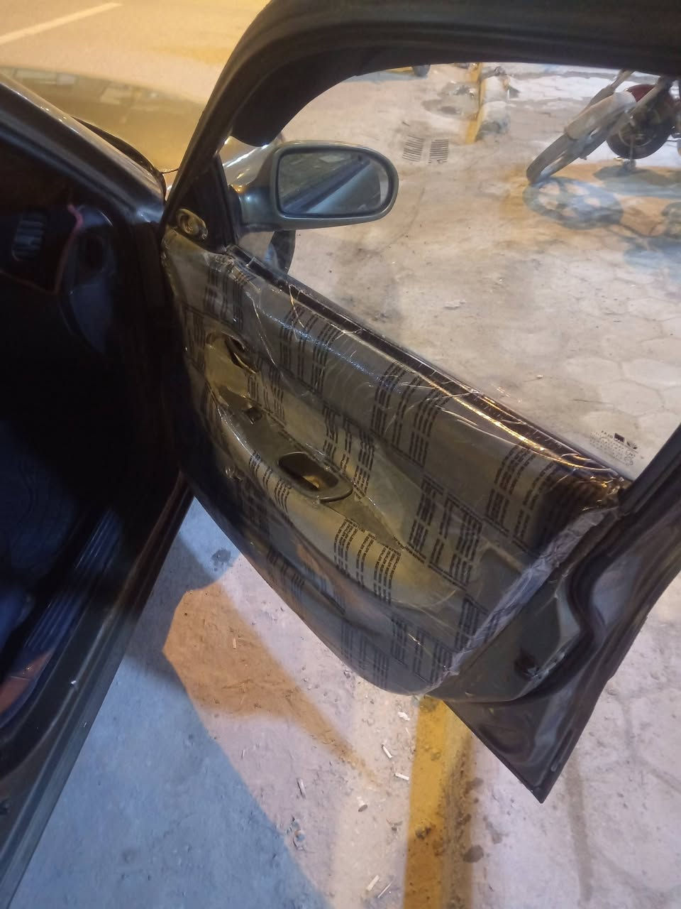 سلام عليكم عندي سياره دايو نوبرا  . موديل ٩٧ جهازه ماعدا مكينه بيهه دخان كيراتوماتيك السعر٣٠رقم ***********
