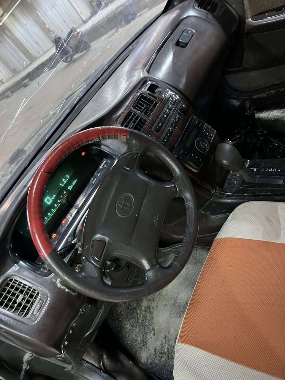 سلام عليكم شباب ماركه نفخ للبيع سياره مكفوله كصه و نقل جثه ولعيب شرعي وضربه مصبوغه جماليه فقط سياره سنويه ال٢٨سنويه جديده مشروع وطني تريد وكاله تريد تحويل محرك ٢ونص محرك و كير نضاف سياره تخم تاير العنوان ميسان العماره سعره ٣٨وبيهه مجال ***********
