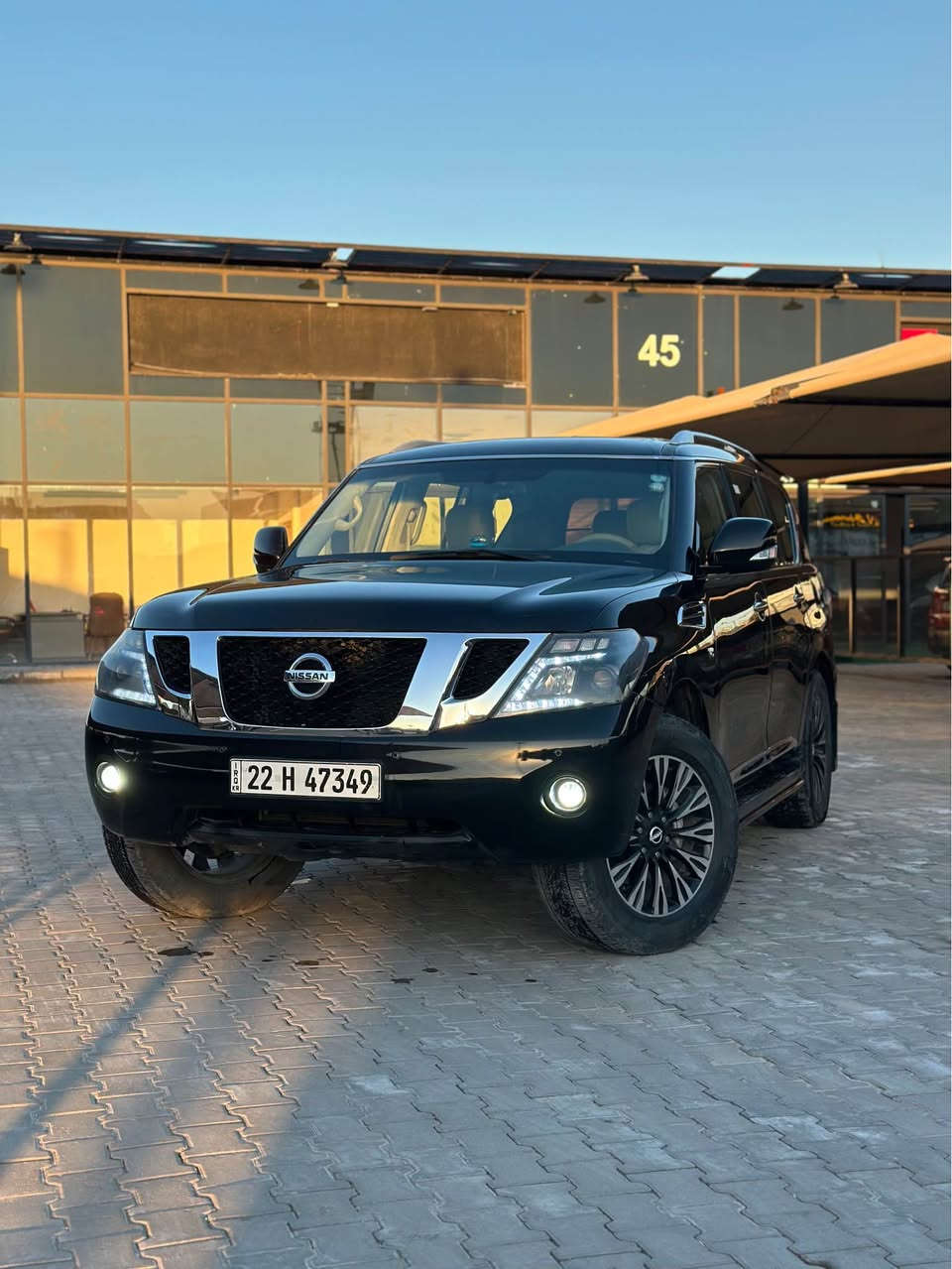 باترول خليجي se المحرك المرغوب 2012 اسود رقم اربيل بسمي 
مكينه و كير مكفولات مابيها نقص السياره جاهزه 
بيها باب السايق صبغ و مكانين بارد 
ماشيه 148
السعر 228 وبيها مجال 
مكانها كربلاء
*********** كربلاء, العراق
