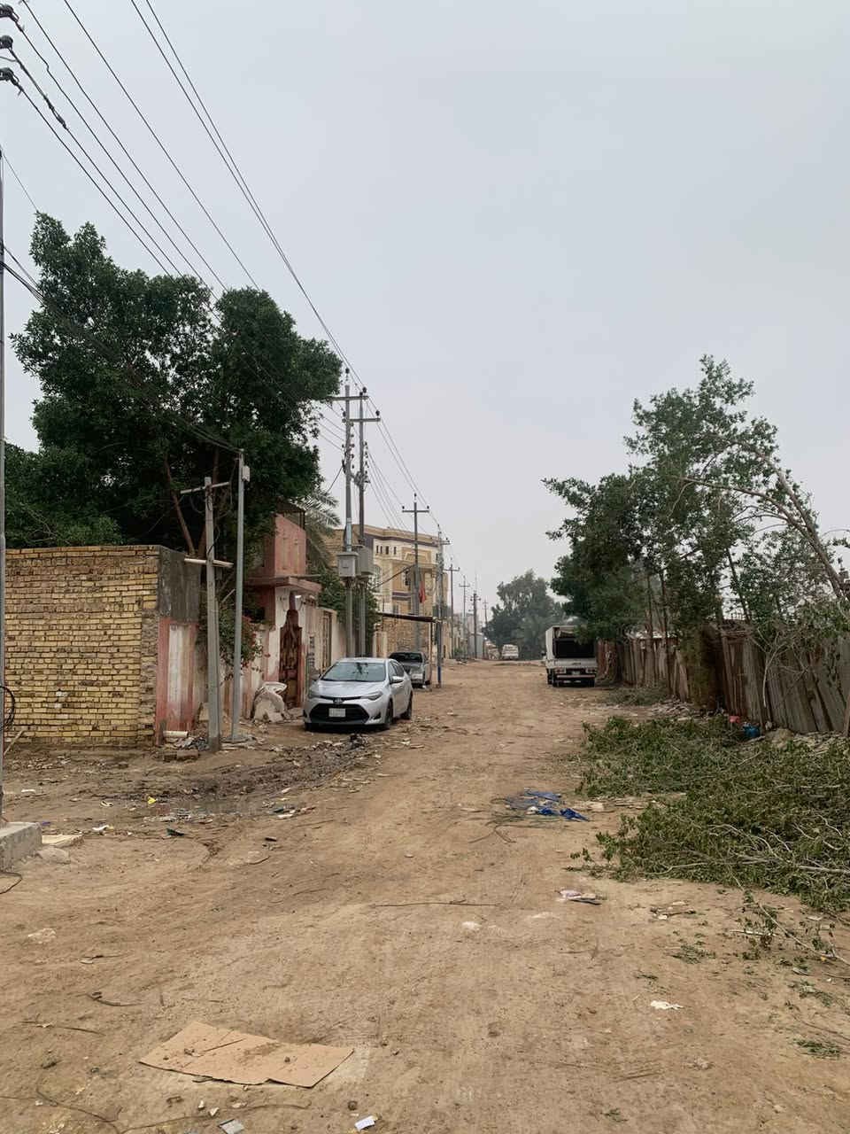 تحيه طيبه 
بيت لبيع طابو صرف مساحه 252م بسم شخص واحد مداور ثاني يوم 

طابقين /استقبال.وصاله ومطبخ وصاله ثانيه .غرفتين وصحيات داخليه و خارجيه 

طابق ثاني /غرفتين إكبار 
لبيت موقع مرتب اله مستقبل بيع مستعجل 

السعر 180 وقابل للتفاوض 
اتصال على صاحب البيت ***********
