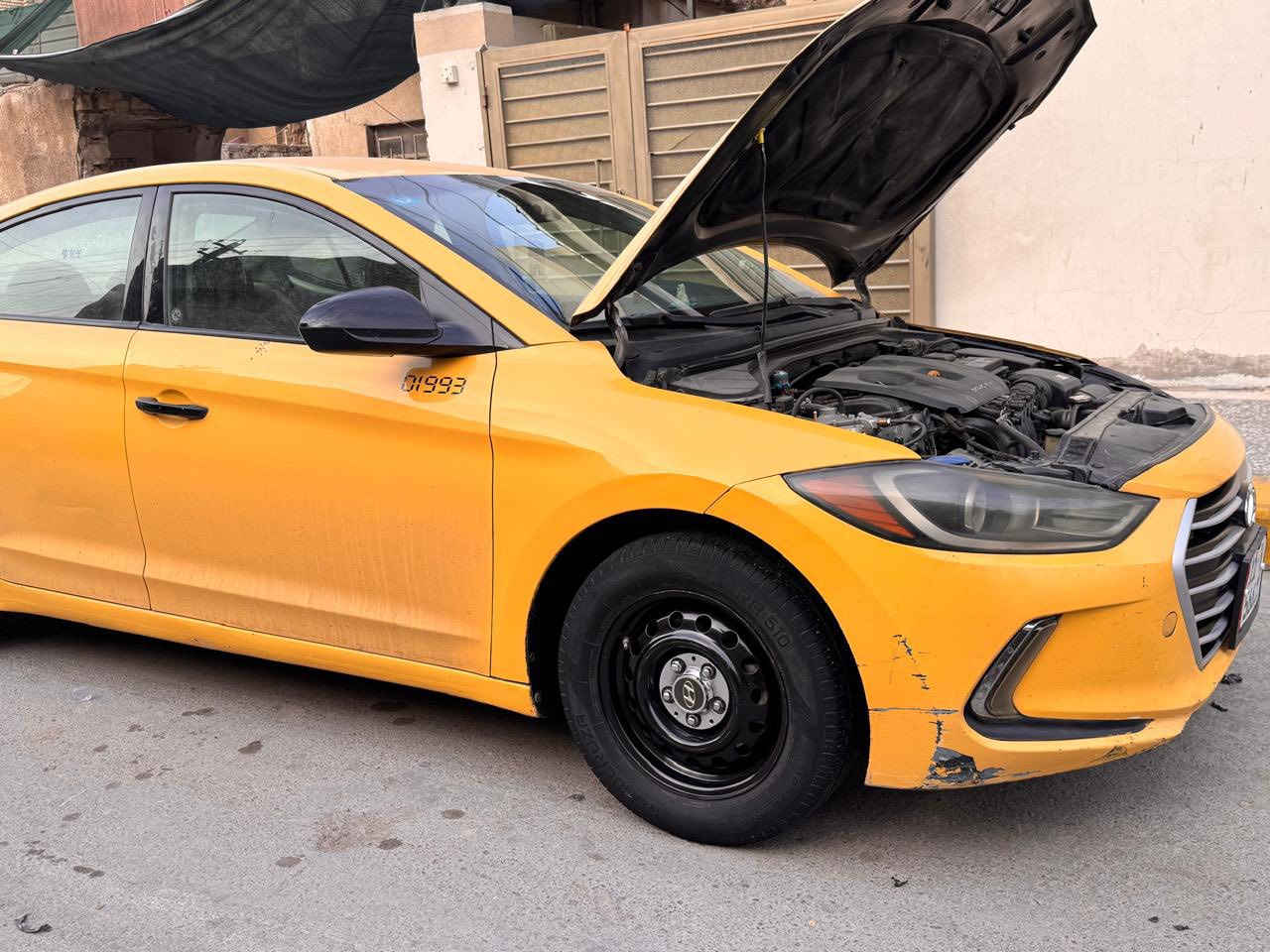 السلام عليكم
للبيع هونداي انترا 
وارد امريكي 
موديل 2018
حادث تبديل قبق جنطه فقط 
لباقي ليبل واحد  
تخم تايرات 
بيها منظومه غاز انسى صرف 
محرك 2000 دوش مكفول 
كير اي تي  مكفول
رقم بغداد انكليزي باسمي 
السعر 127وبيها مجال  
مكان سيارة بغداد 
رقم ***********
