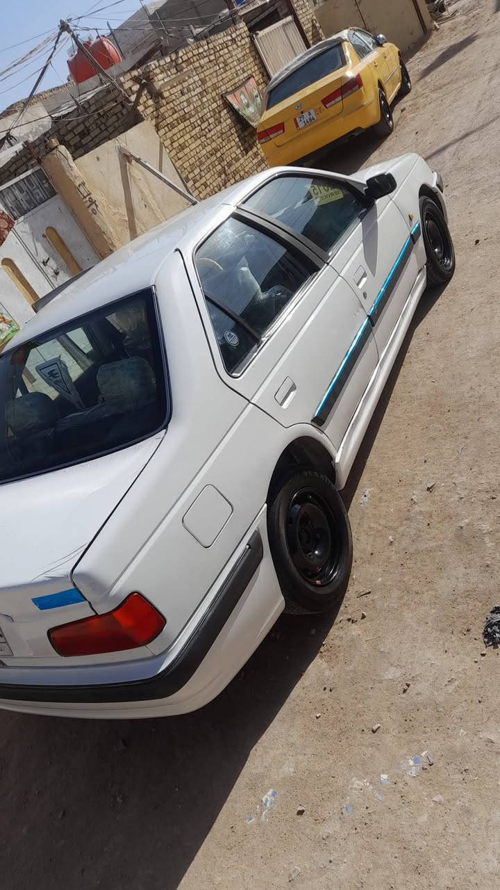 سلام عليكم بيجو بارص للبيع كير محرك كفاله تبريد ثلج مكاني نجف رقمهه قادسيه سياره بيهه باب مبدل وهلالات معمره فقط السعر 45 هاذه رقمي ***********

