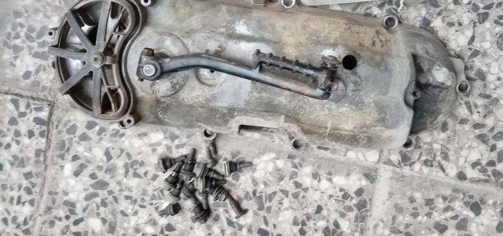 سلام عليكم قبق هندر سكنس كامل هوه وبراغيه ب 30 العنوان المشتل ***********
