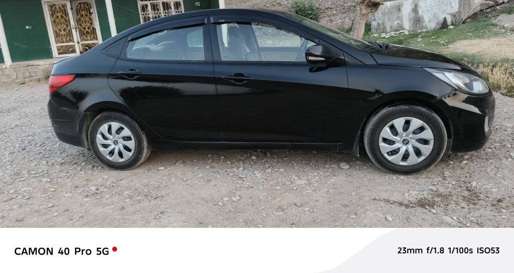 هونداي اكسنت 2012 جير عادي قطعتين صبوغ بلا دواخل كير محرك بالشرط السياره سنويه لغايه 2027 السياره باسمي تبريد ثلج الرقم واتساب اتصال 0751 5 424 731 أربيل, العراق
