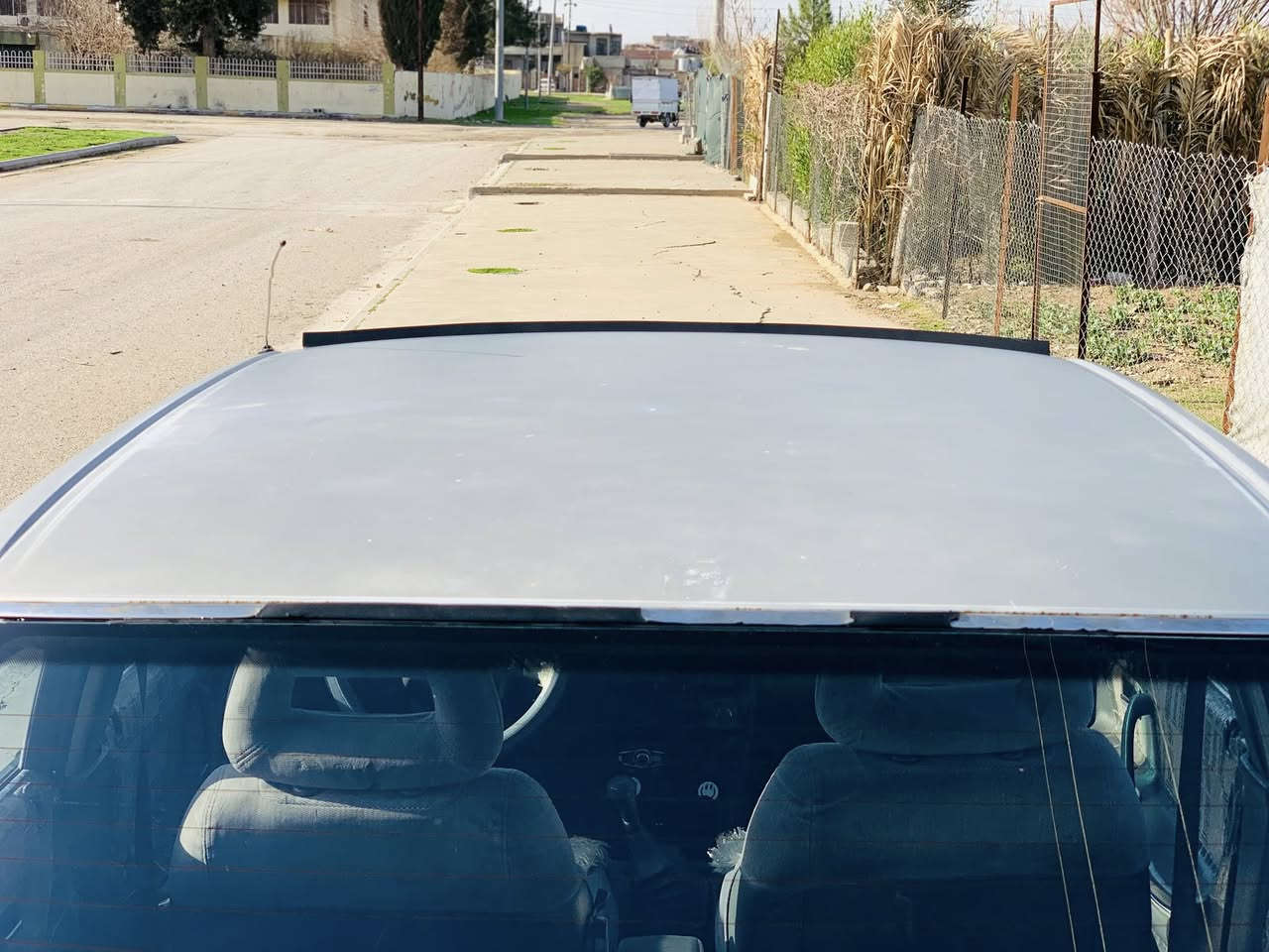 سەرەتا بە ناوی خودا فرۆشتن و گۆرینەوە بە سەنی براوە 
مازدا ١٩٩١ هەشت بەخ 
واتا هەشت ئیسراحەت گئر و مەکینە تەقەو رەقە بە شەرت
جوار جام کارەبای کارەبای و کامل مەزبوت بریک و گەرمی و فلجە و لایت هەموی مەزبوت هەر جوار تایەکەی تازەیە 
ئارمی پلاستیکی سلئمانی ئارم و ئەوەلیات و موس براوە خەرامەش بە شەرت لە شارەزوورم موشتەریت تئل بکە 
***********
***********
