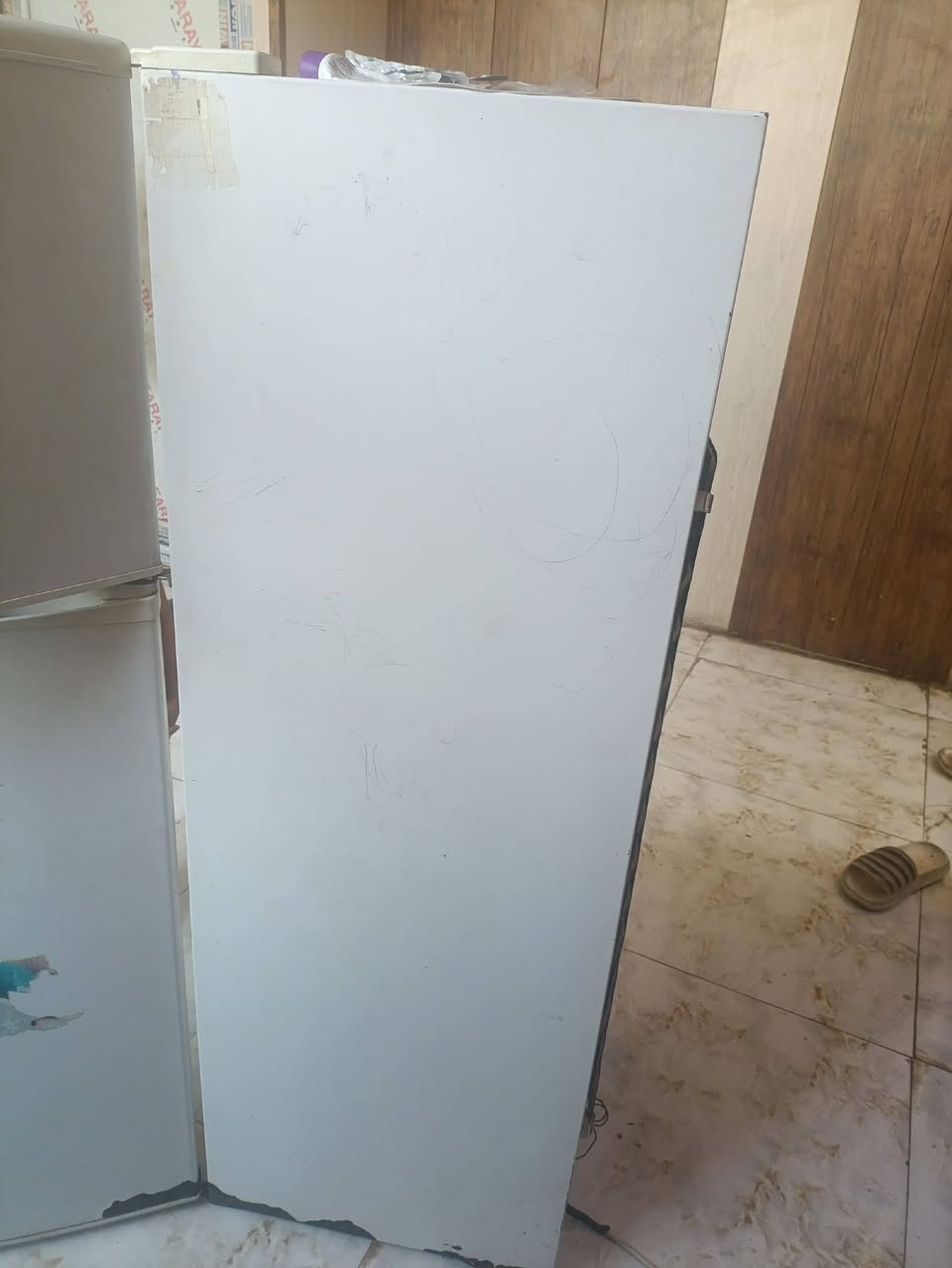 سلام عليكم
ثلاجه للبيع مستعمله.
سعره 200 وبيهه مجال


**إذا كنت صاحب هذا الإعلان وتريد حذفه لأي سبب، رجاءا أرسل رسالة إلى الدعم الفني**